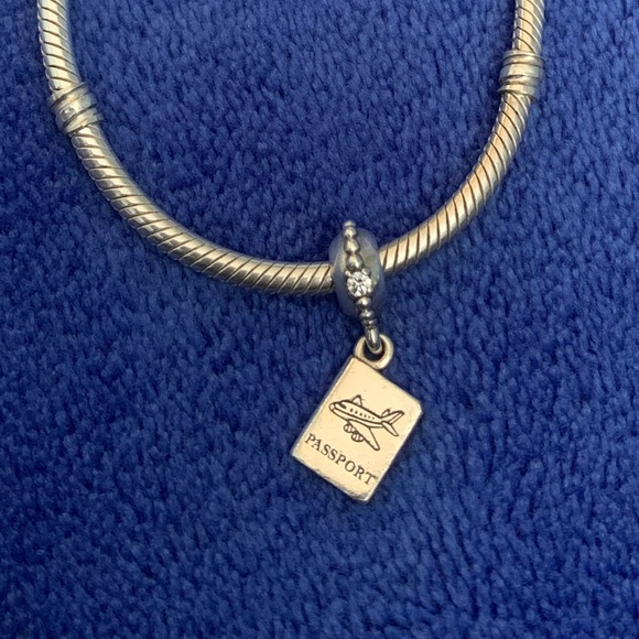 PANDORA | Retired Passport Charm - Picture 2 of 5